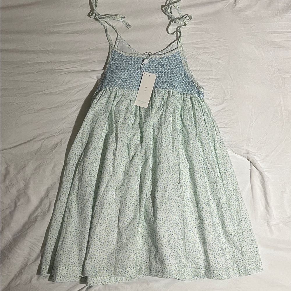 Minnow Girls Hibiscus Ditsy Smocked  Dress with Shoulder Ties Size 7/8 New